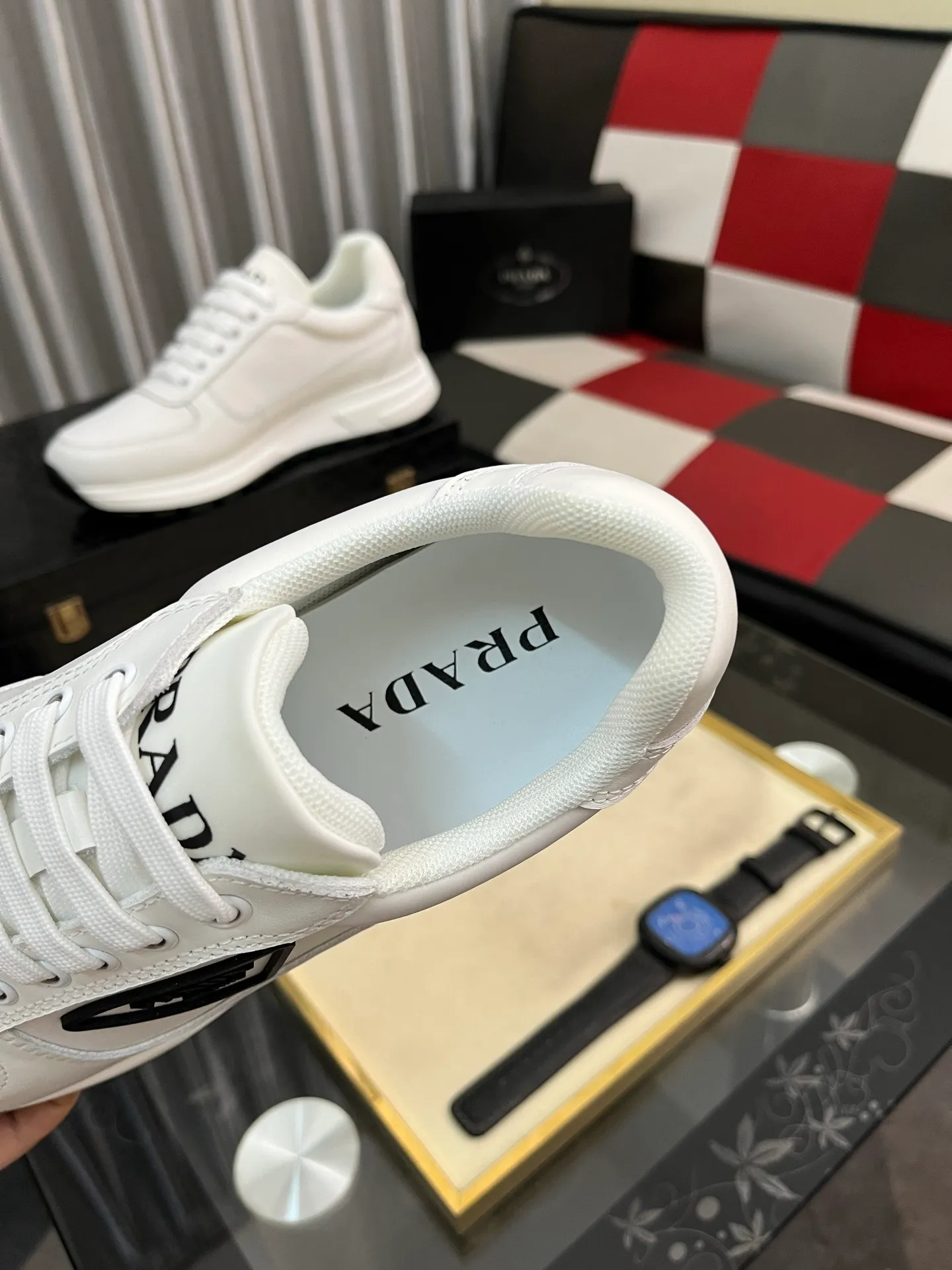 Men's shoes 💰420⌚️⌚️Prada•PRADA original quality.~ Unique modern style sneakers. 🏃A must-have casual shoe for trendy men😍😍 Original brand imported from Italy, imported original leather, sheep lining (refuses to discolor and grind feet) Sole: Original sole provided by the original factory, French lazy style design ⚠️Fit to the feet, original quality, super comfortable original sole. It’s like shooting the real thing🎬The real thing is better, high-quality sneakers Size: 38-444️⃣Colors available